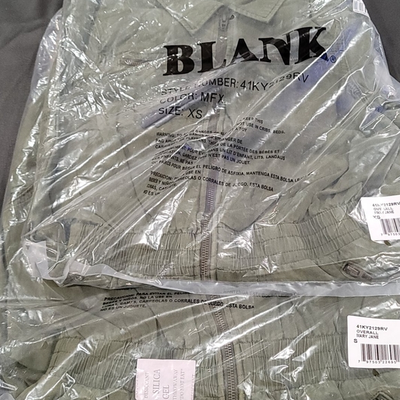 🔥XSOnly🔥Blank NYC Utility Jumpsuit - Picture 6 of 11